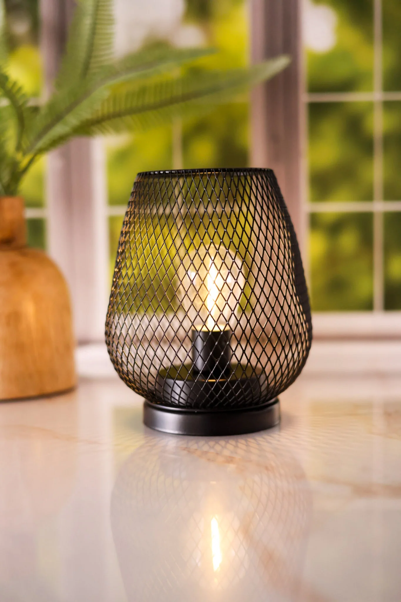 7" Black Metal Wire Lantern - Image 4