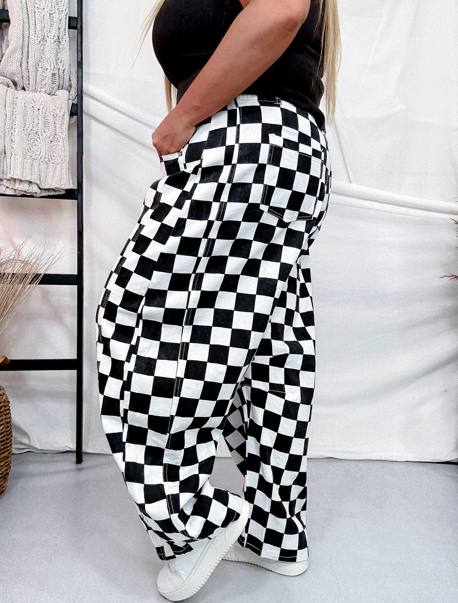 Black & White Checkered Barrel Leg Pants - Image 5