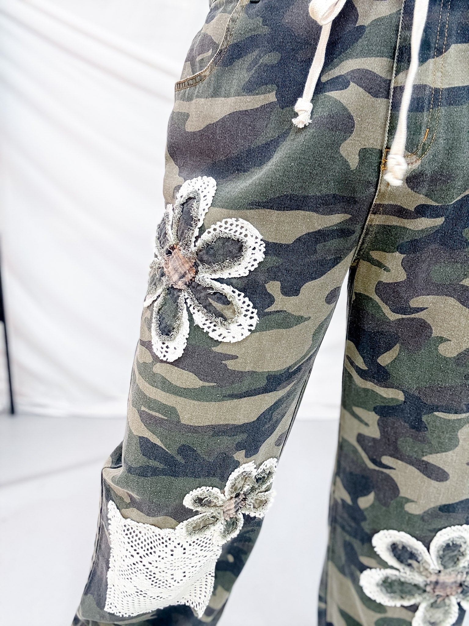 Camo Print Drawstring Waist Jeans W/ Lace Patchwork Flowers - Image 4