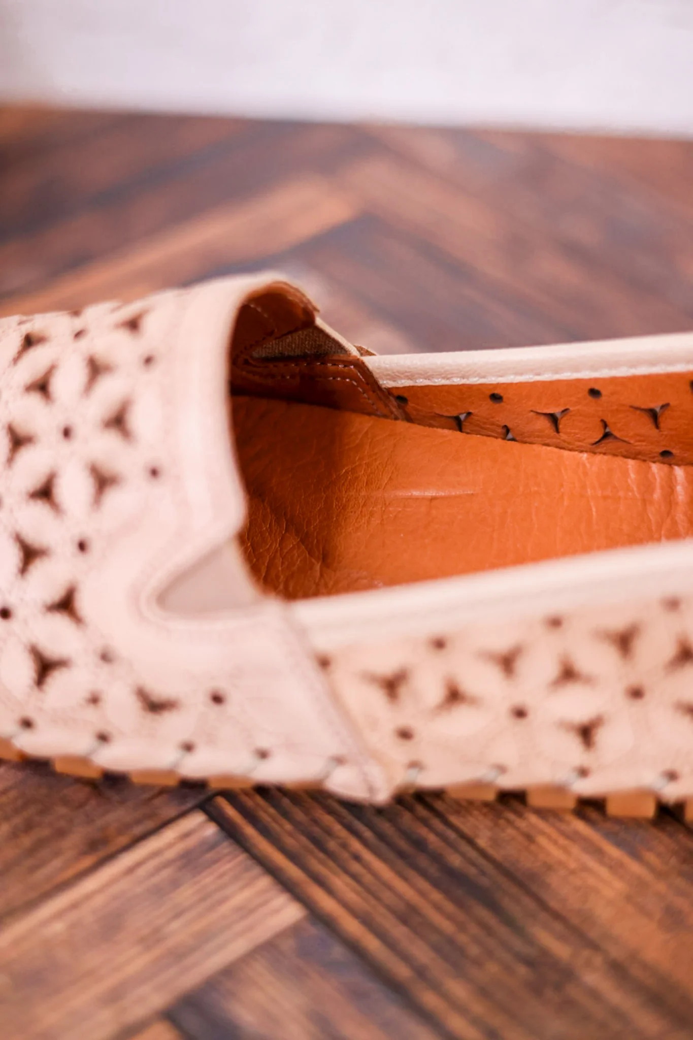 Flowerflow Classic Beige Loafers - Image 4