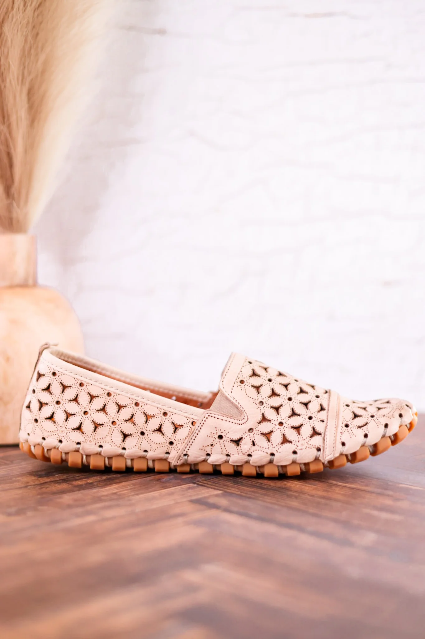 Flowerflow Classic Beige Loafers - Image 7