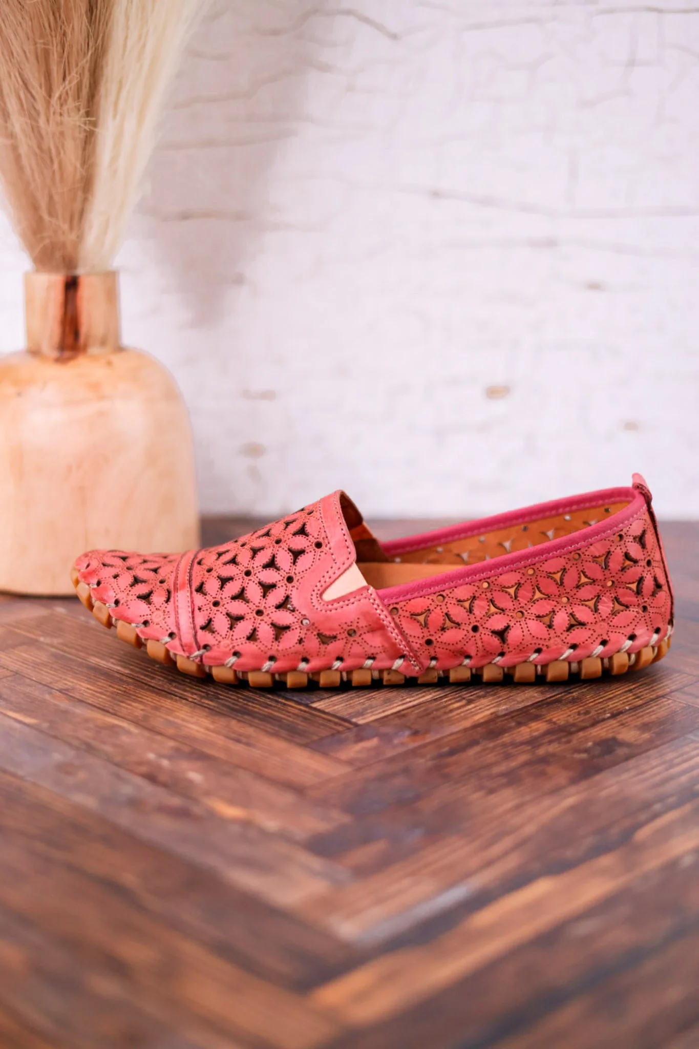 Flowerflow Classic Salmon Loafers - Image 3