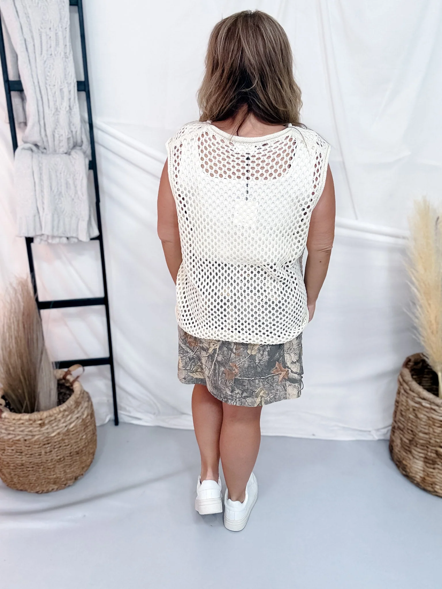 Ivory Open Fishnet Knit Sleeveless Top - Image 5