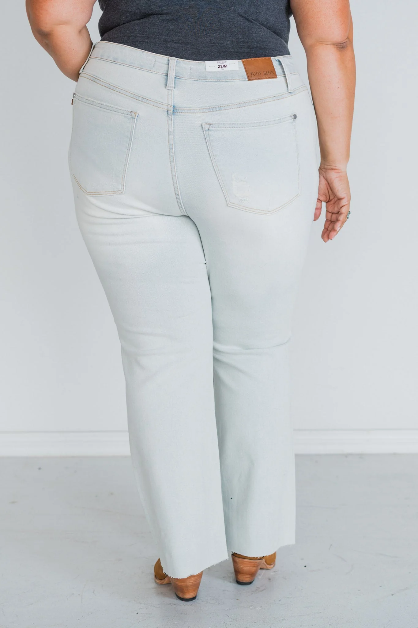 Judy Blue Mid-Rise & Fray Hem Bootcut Jeans - Image 13