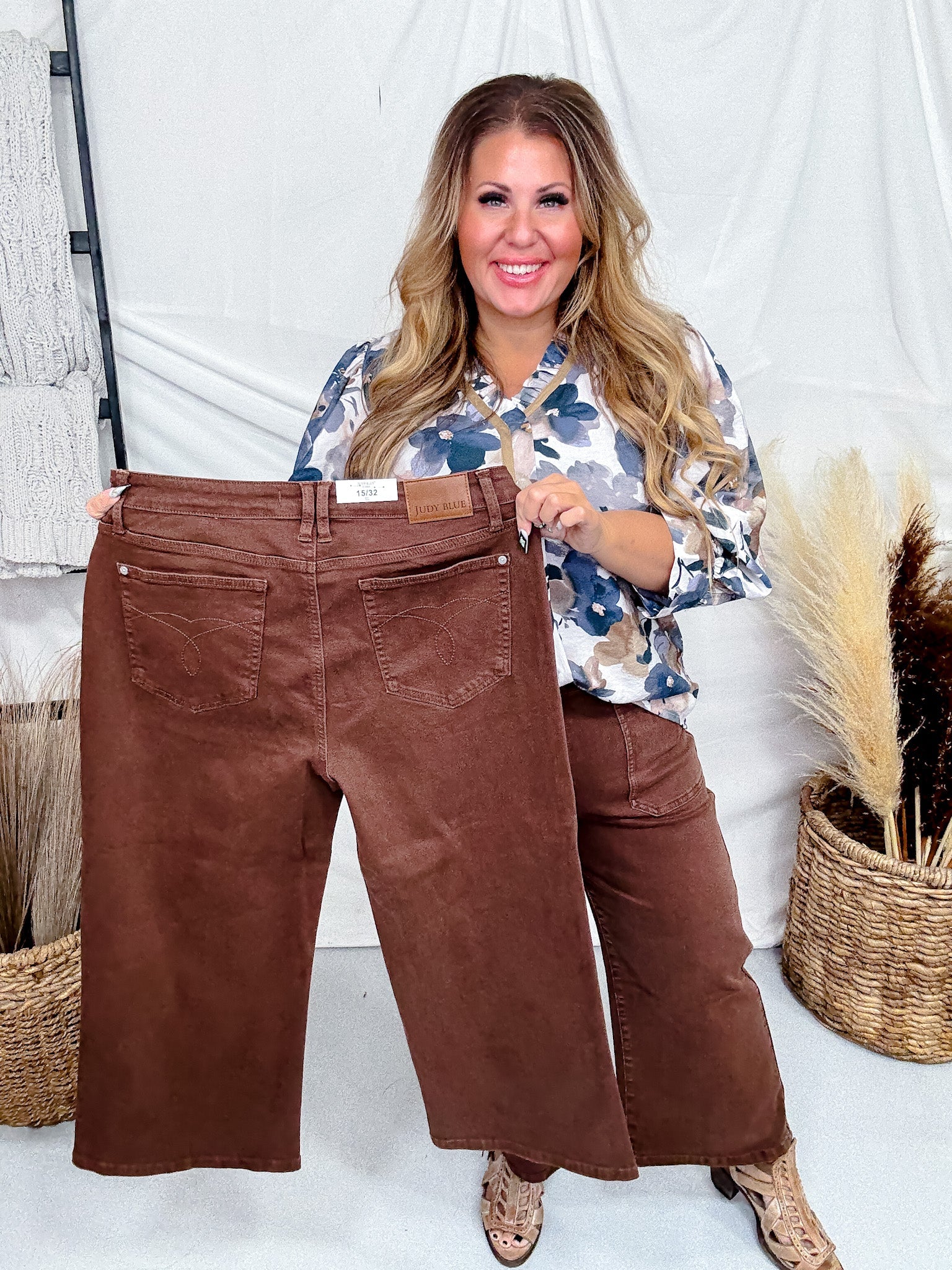 Judy Blue Mid-Rise Wide Leg Cropped Maple Garment Dyed Utility Pocket Jeans FINAL SALE - Image 12