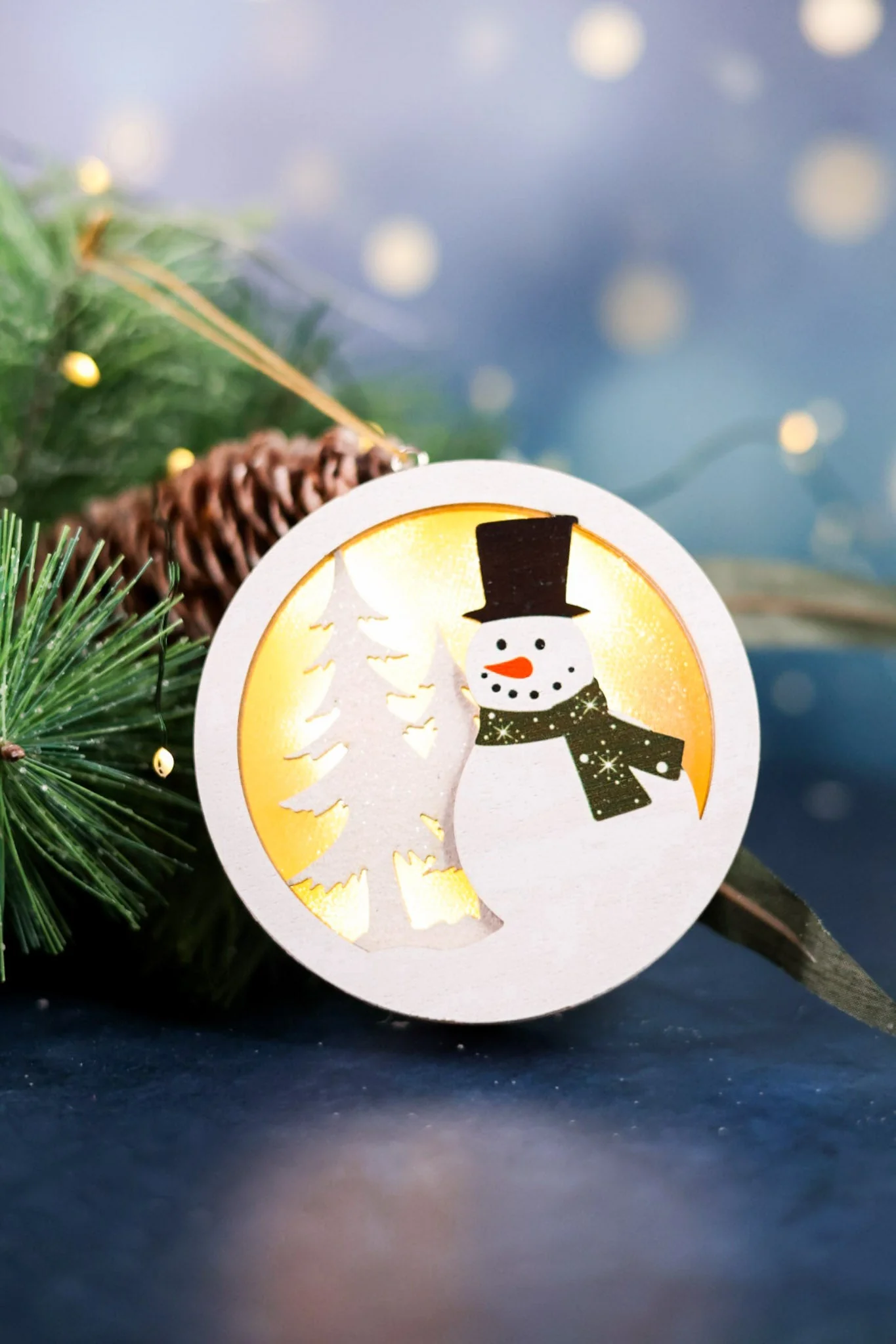 Lighted Snowman Round Ornament FINAL SALE - Image 3