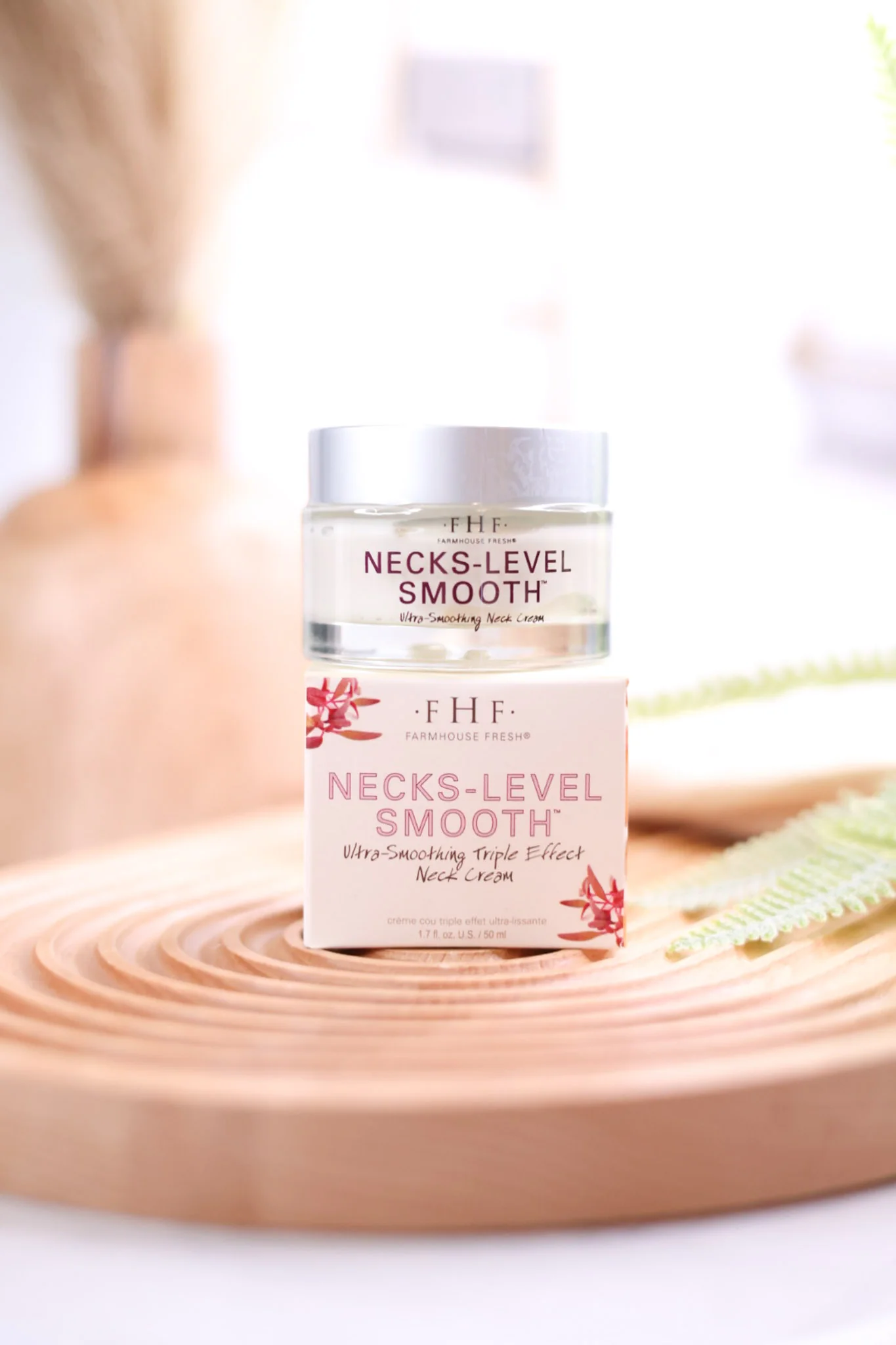 Necks-Level Smooth Ultra Smoothing Triple Effect Neck Cream - Image 5
