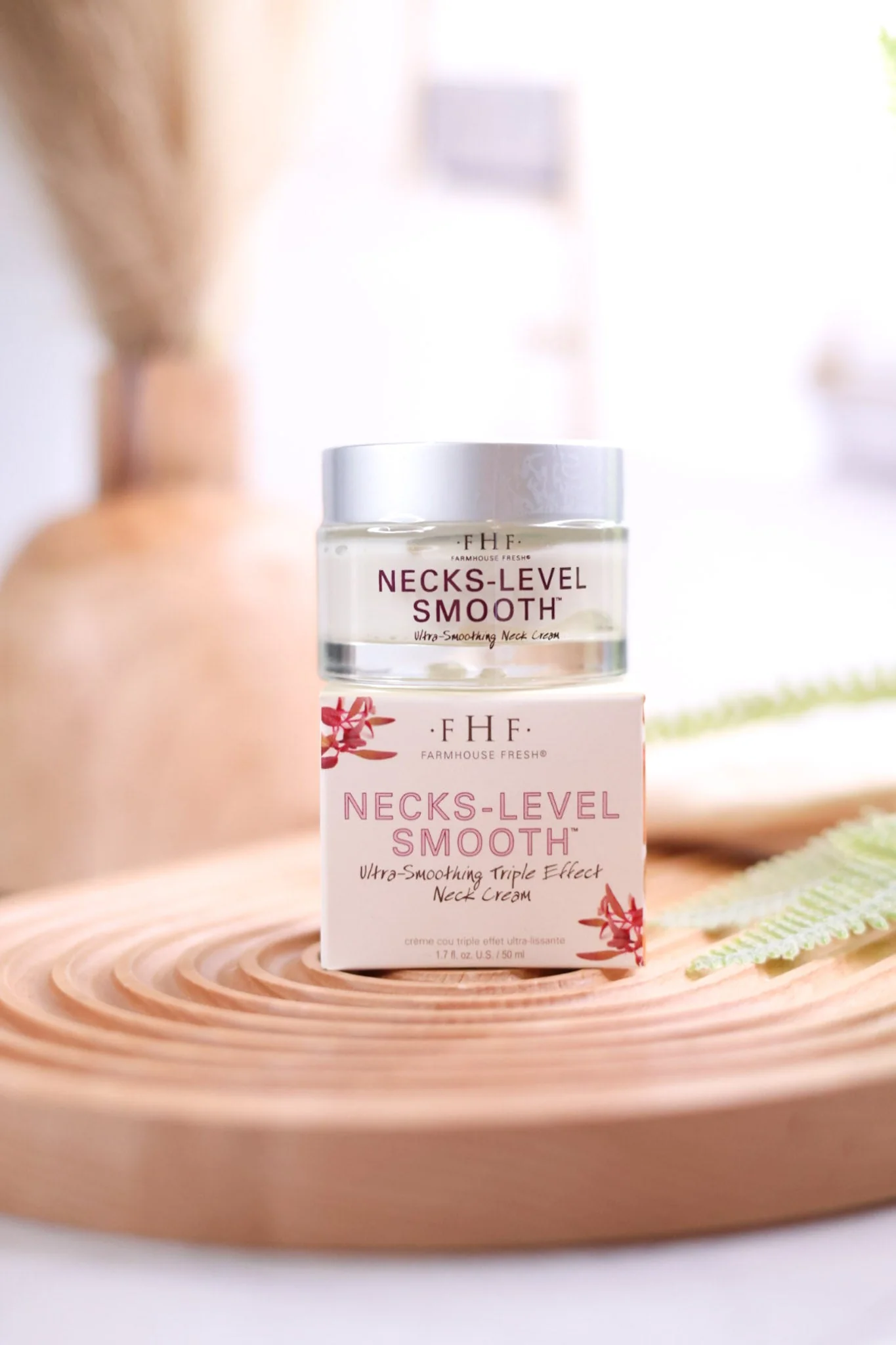Necks-Level Smooth Ultra Smoothing Triple Effect Neck Cream - Image 6