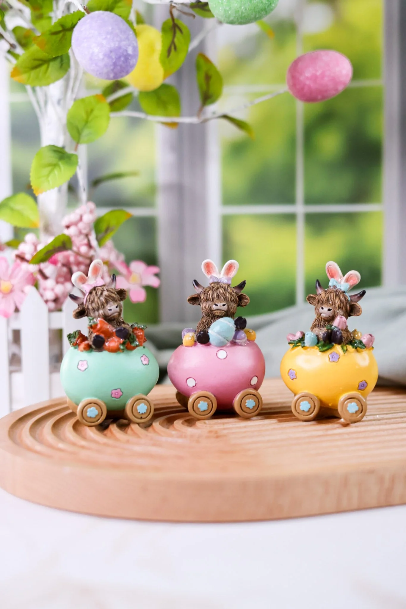 Resin Highland Cows In Easter Egg Carts (3 Styles) FINAL SALE - Image 5