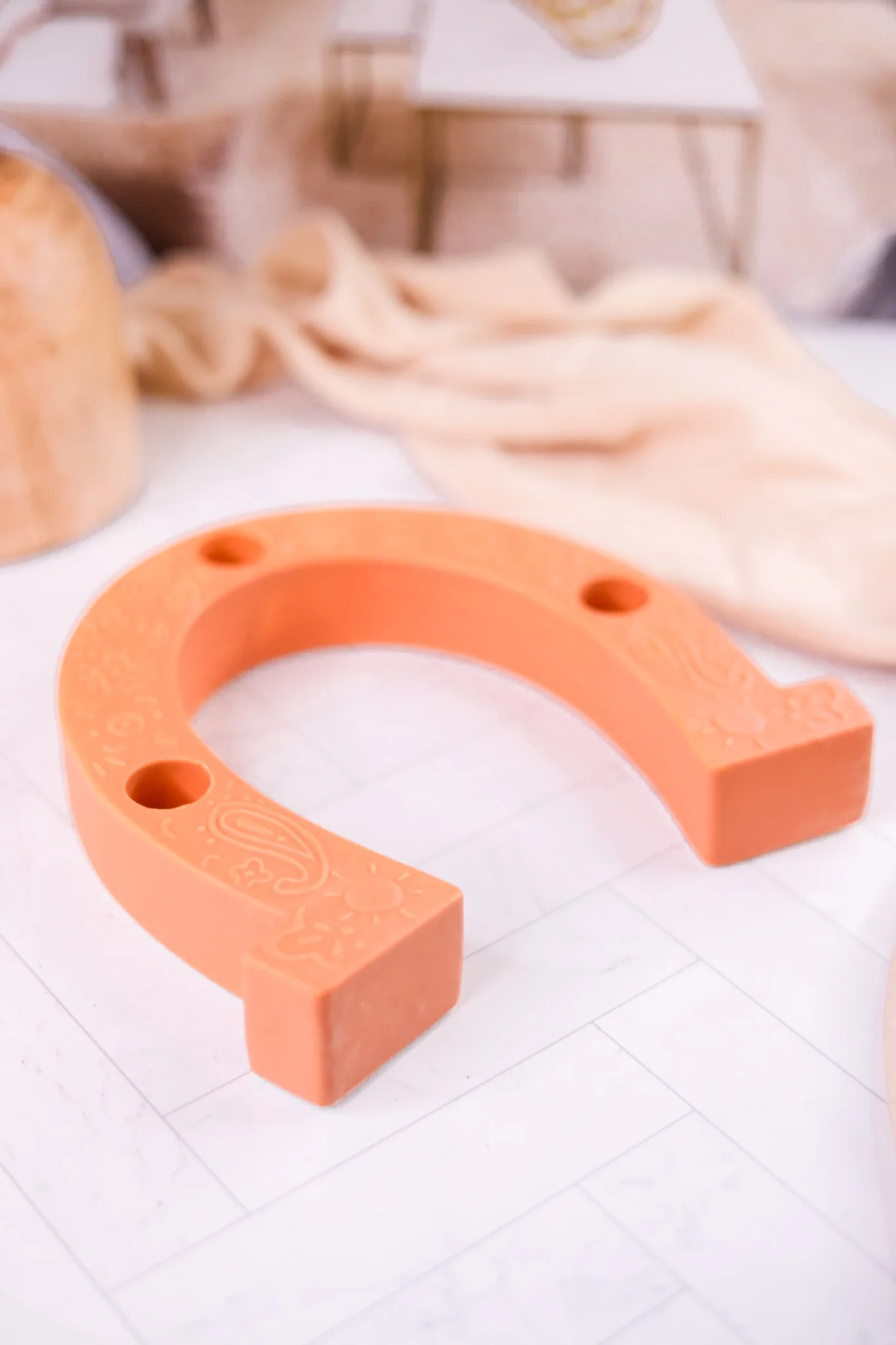 Terracotta Nashville Ceramic Horseshoe Taper Holder FINAL SALE - Image 3